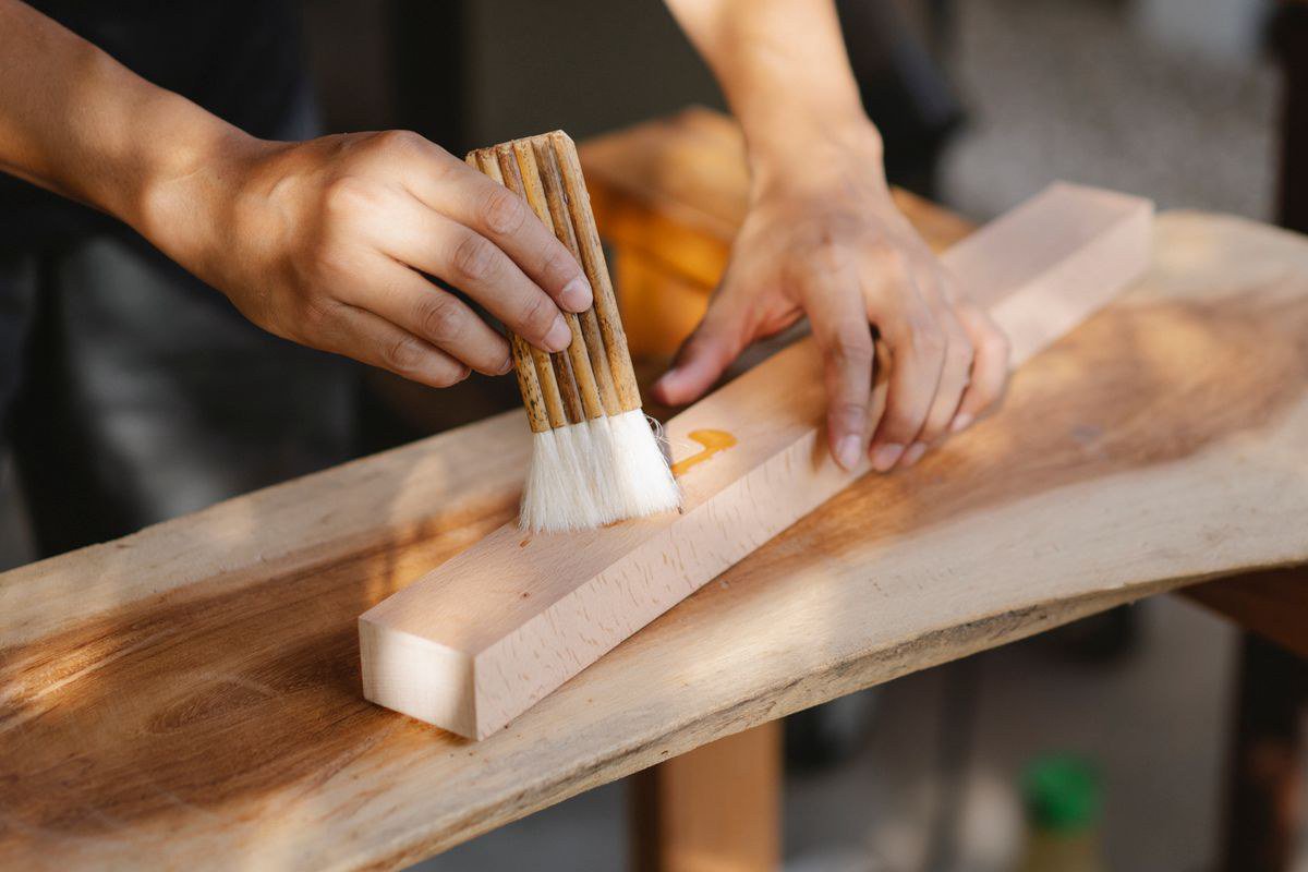 Bảo quản binh khí gỗ: cách giữ bền lâu