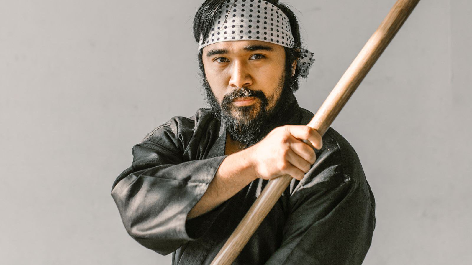 Đoản côn là gì