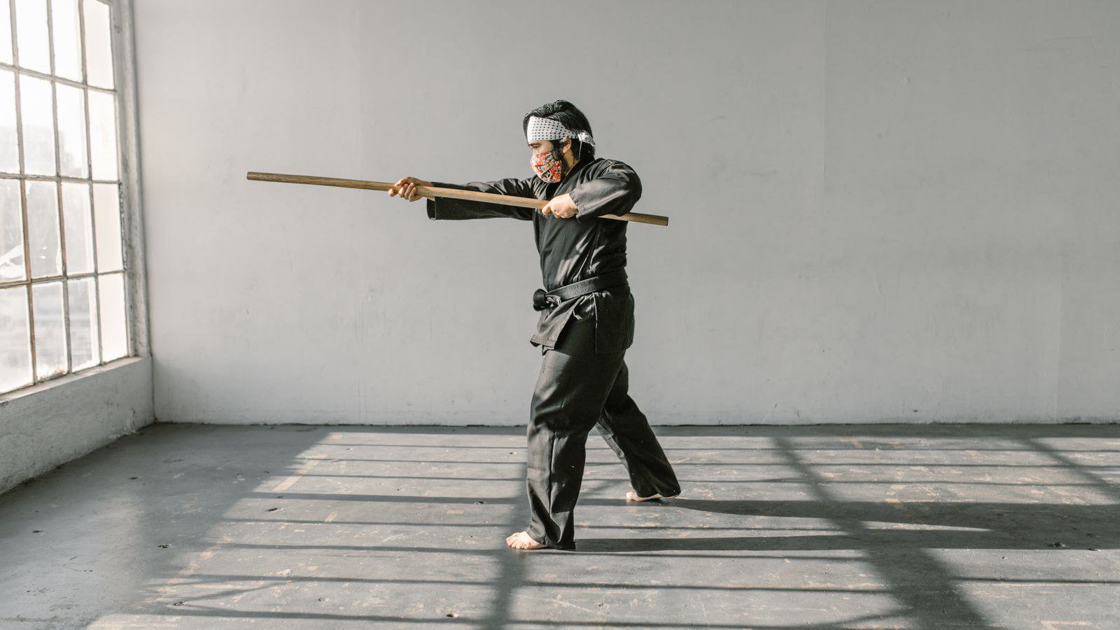 Tonfa là gì Tonfa là gì